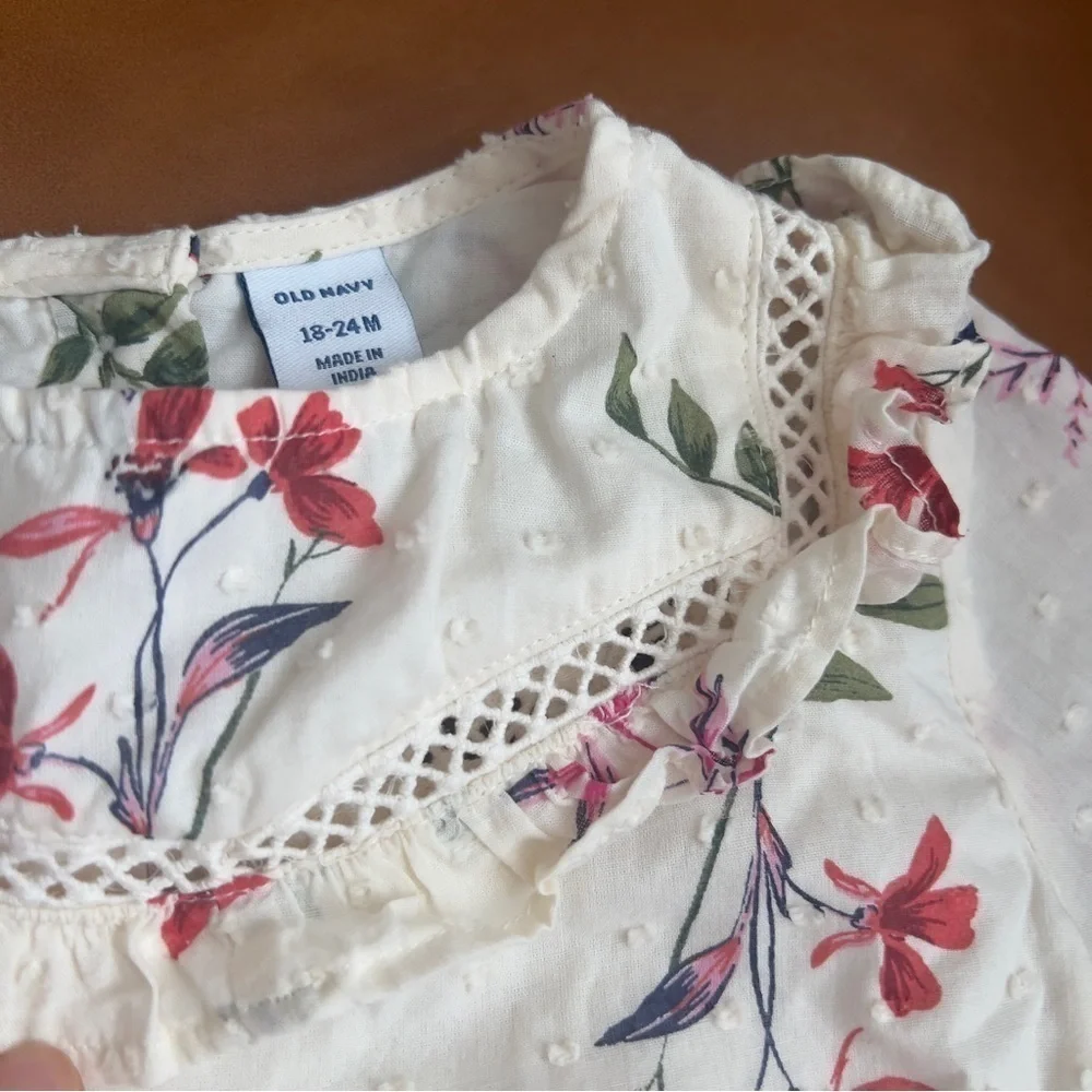 Old Navy Baby Toddler Girl Cream Ruffle Trim Swiss Dot Floral Bubble Romper